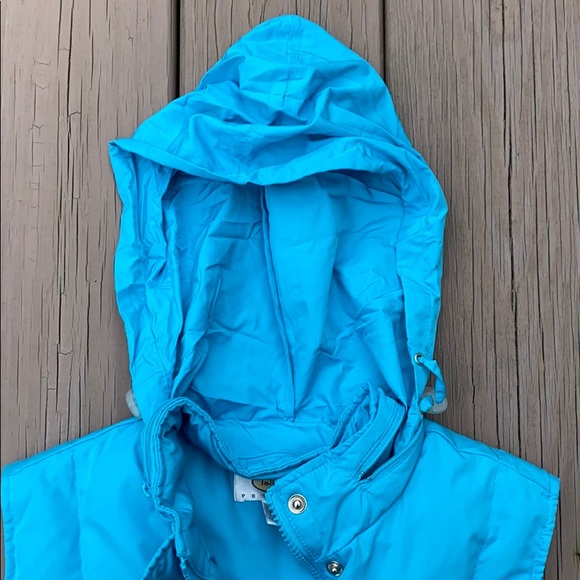 Talbots Blue down-feather quilted vest size SP - Picture 5 of 5